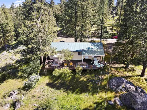 Exterior - 3 Laguna Pl, Cascade, ID 83611 photo 7 of 14