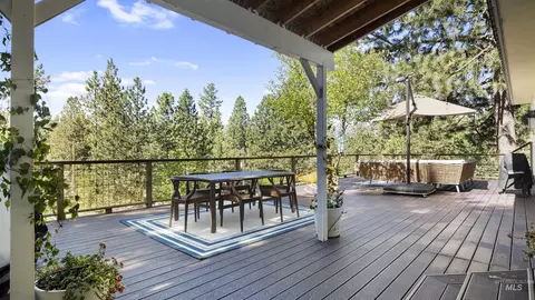 Exterior - 3 Laguna Pl, Cascade, ID 83611 photo 5 of 14
