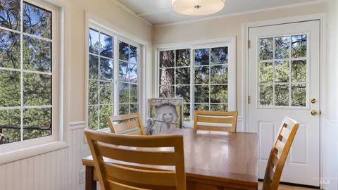 Dining - 3 Laguna Pl, Cascade, ID 83611 photo 4 of 4