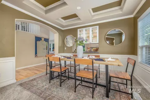 Dining - 279 E Stonewater Ct, Eagle, ID 83616 photo 4 of 7