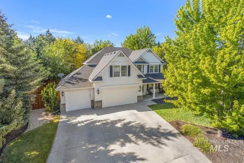 Exterior - 279 E Stonewater Ct, Eagle, ID 83616 photo 1 of 6