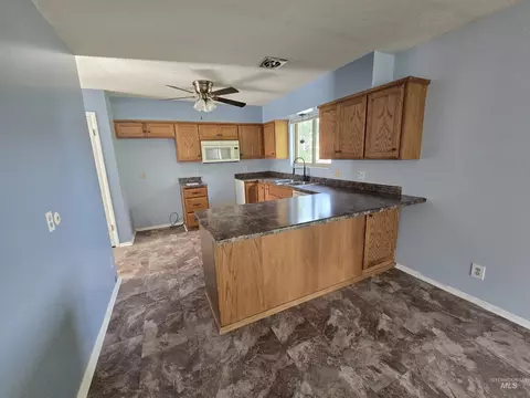 Kitchen - 2863 Berkeley Dr, Burley, ID 83318 photo 1 of 2