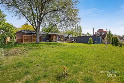 Exterior - 2174 Hillcrest Dr, Twin Falls, ID 83301 photo 11 of 11