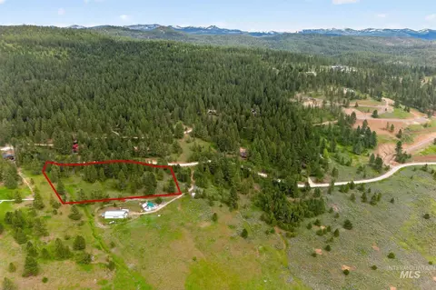 13301 Finlandia, Mccall, ID 83638