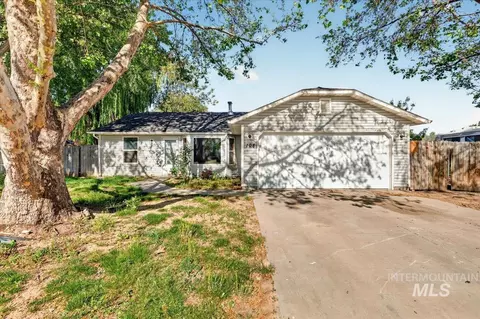 108 S Marjorie Ave, Middleton, ID 83644