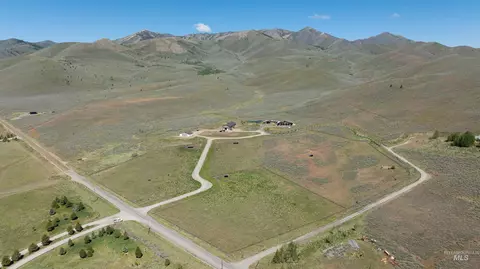 View/Area - 20 Mcatee Ln, Hailey, ID 83333 photo 1 of 2