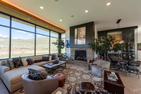 Living - 20 Mcatee Ln, Hailey, ID 83333 photo 1 of 2