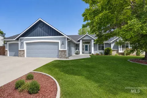 1120 E Fossilstone Ct, Kuna, ID 83634