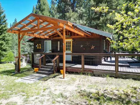 11 Valley View Way, Lowman, ID 83637