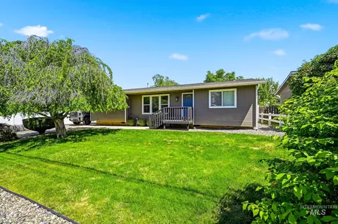 3715 18th St, Lewiston, ID 83501