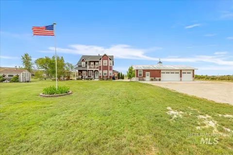 2577 Star Ln, Emmett, ID 83617