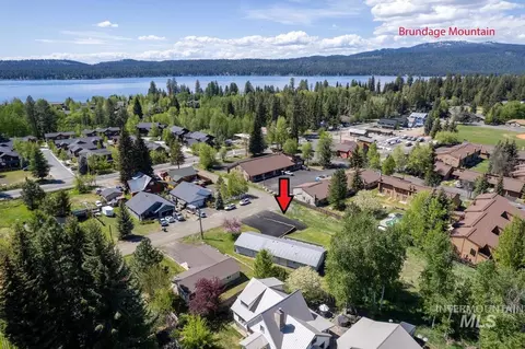 View/Area - 1605 Lawrence Dr, Mccall, ID 83638 photo 2 of 3