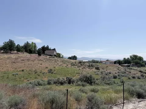 4640 N Skyline Dr, Eagle, ID 83616