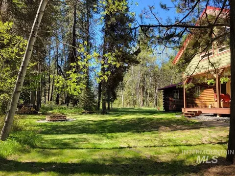 Exterior - 10534 Hwy 55, Cascade, ID 83611 photo 8 of 13