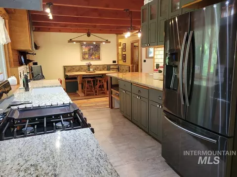Kitchen - 10534 Hwy 55, Cascade, ID 83611 photo 3 of 3