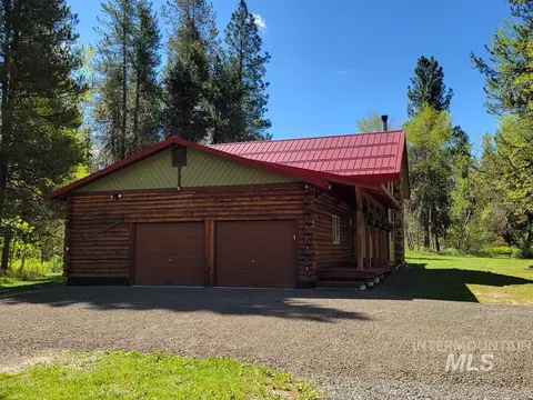 Exterior - 10534 Hwy 55, Cascade, ID 83611 photo 11 of 13