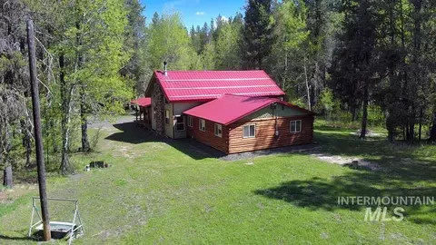Exterior - 10534 Hwy 55, Cascade, ID 83611 photo 10 of 13