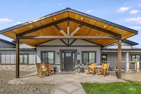 4038 N 3510 E West Dr, Kimberly, ID 83341
