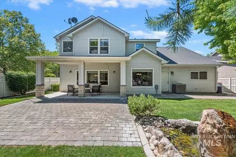 Exterior - 2998 E Shadowwolf Dr, Eagle, ID 83616 photo 6 of 9