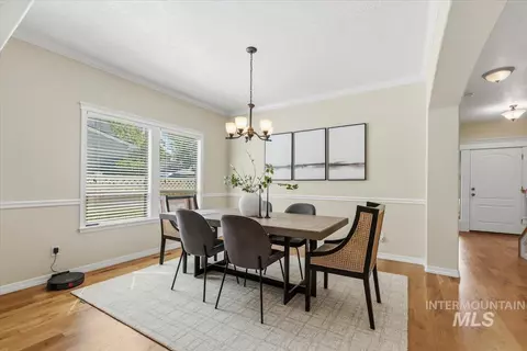 Dining - 2998 E Shadowwolf Dr, Eagle, ID 83616 photo 2 of 3