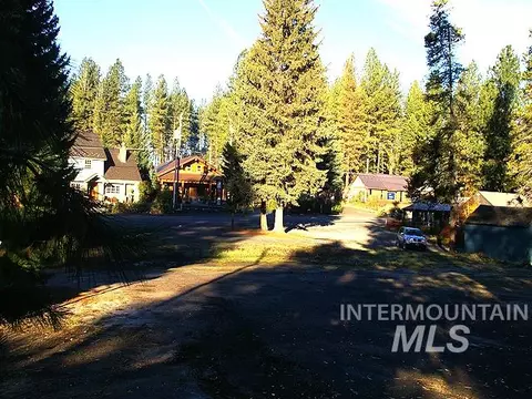 301 N 3rd St, Mccall, ID 83638 photo 14