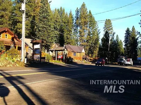 301 N 3rd St, Mccall, ID 83638 photo 17