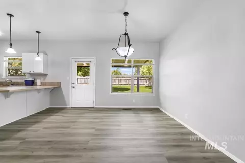 Dining - 1183 Cortes Loop Twin Fls, Twin Falls, ID 83301 photo 1 of 1