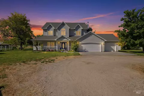 6423 Wright Ln, Nampa, ID 83686