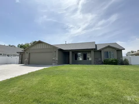 1340 Jakes Dr, Ontario, OR 97914