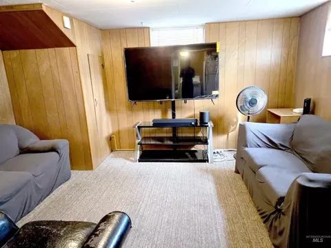 Living - 357 6th Ave N, Twin Falls, ID 83301 photo 3 of 3