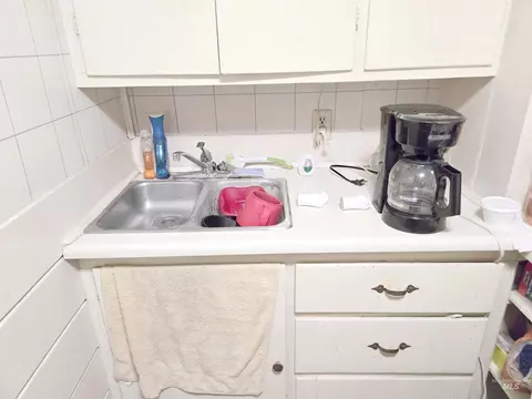 Kitchen - 357 6th Ave N, Twin Falls, ID 83301 photo 3 of 4