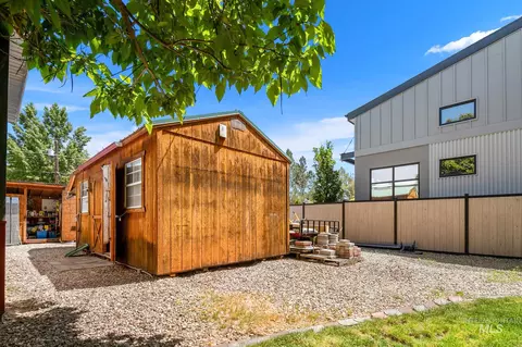 Exterior - 2152 E State St, Eagle, ID 83616 photo 12 of 15
