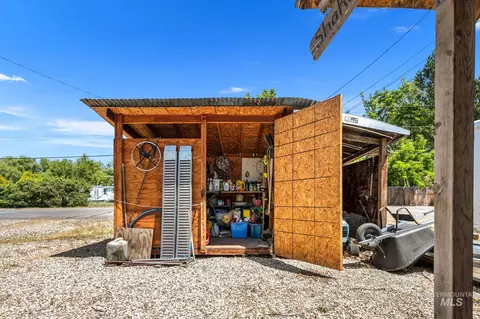 Exterior - 2152 E State St, Eagle, ID 83616 photo 14 of 15
