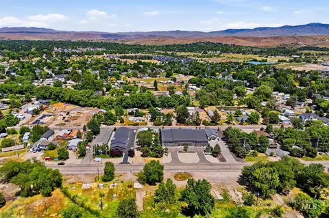 View/Area - 2152 E State St, Eagle, ID 83616 photo 4 of 5