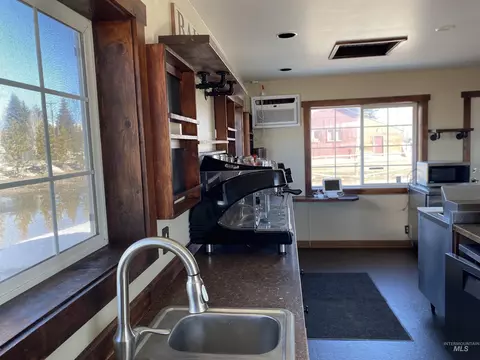 101 2nd St E, Fairfield, ID 83327 photo 13