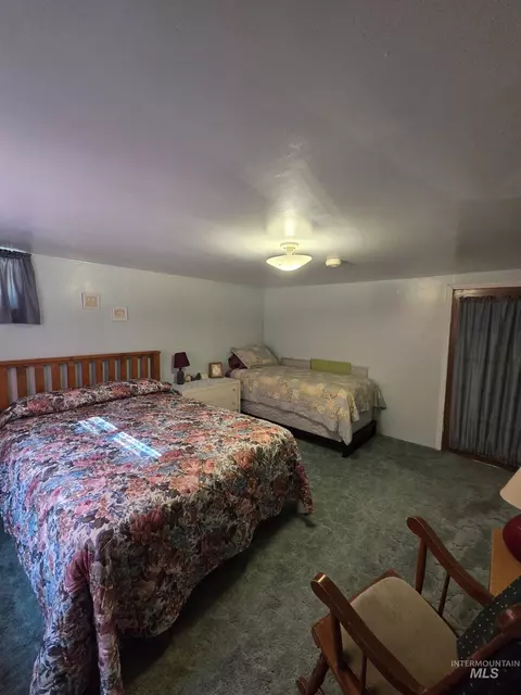 Bedroom - 109 3rd St, Pomeroy, WA 99347 photo 3 of 4