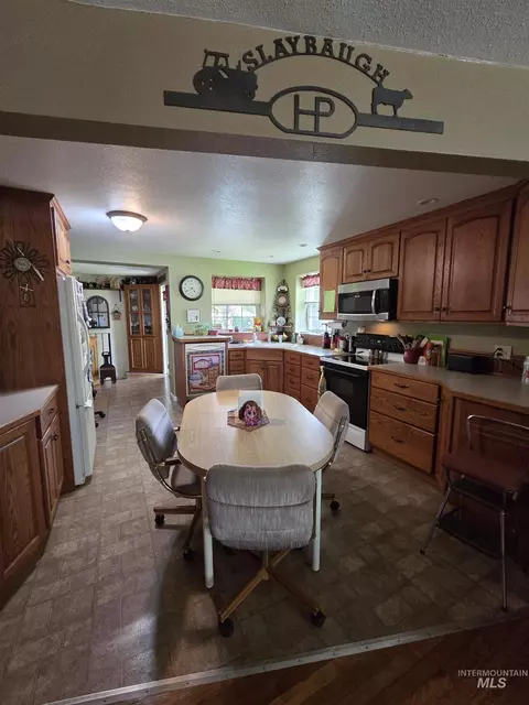 Kitchen - 109 3rd St, Pomeroy, WA 99347 photo 1 of 2