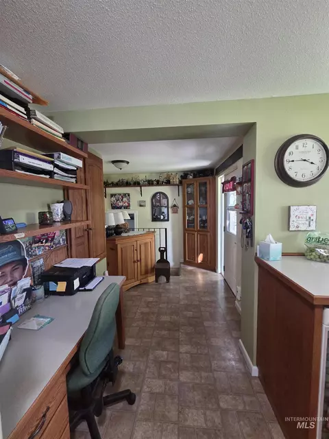 Entry Way - 109 3rd St, Pomeroy, WA 99347 photo 2 of 2