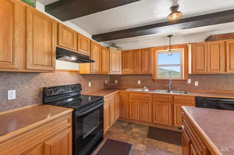 Kitchen - 634 Elk Haven Cir, Pollock, ID 83547 photo 1 of 4