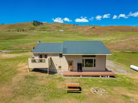 Exterior - 634 Elk Haven Cir, Pollock, ID 83547 photo 3 of 11