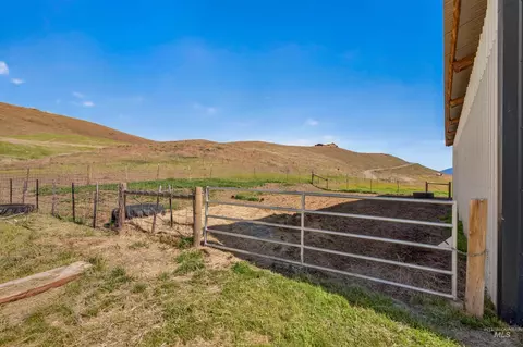 Exterior - 634 Elk Haven Cir, Pollock, ID 83547 photo 9 of 11
