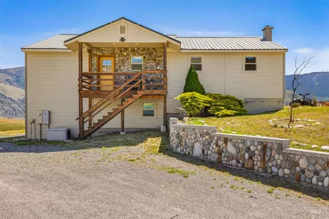 634 Elk Haven Cir, Pollock, ID 83547