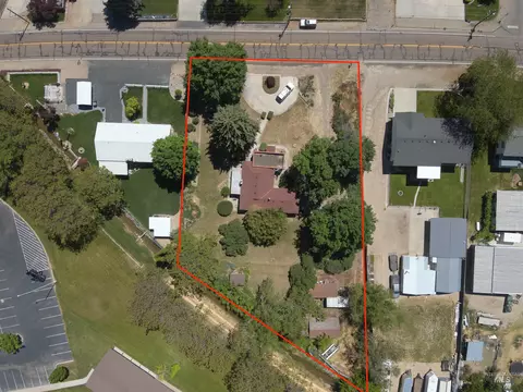 124 Dooley Ln, Nampa, ID 83686