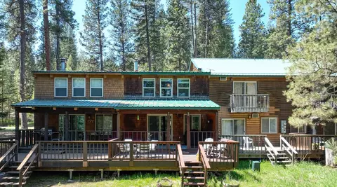 33 Sunrise Dr, Garden Valley, ID 83622