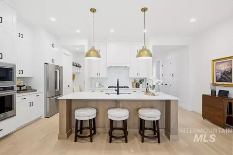 Kitchen - 1950 N Willowick Ave, Eagle, ID 83616 photo 1 of 4