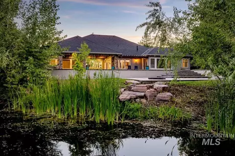 Exterior - 103 S Alder Ln, Eagle, ID 83616 photo 1 of 7