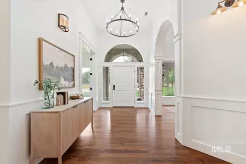 Entry Way - 103 S Alder Ln, Eagle, ID 83616 photo 1 of 1