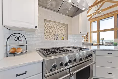 Kitchen - 5446 N Highway 16, Eagle, ID 83616 photo 2 of 3