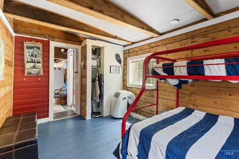 Bedroom - 11 Hidden Lake Trl, Plummer, ID 83851 photo 6 of 6