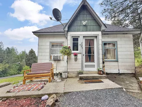 419 S Chestnut, Troy, ID 83871